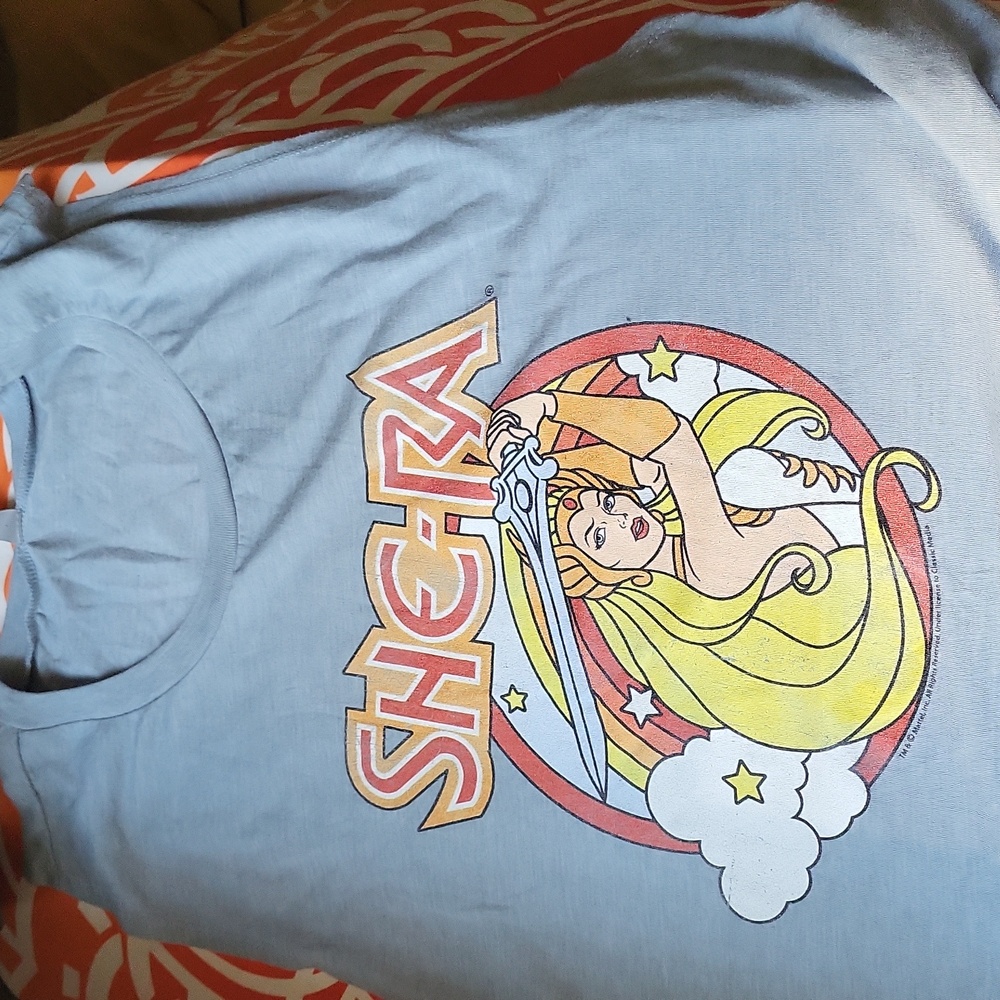 ✨️ She-ra Muscle Tank - Picture 6 of 8